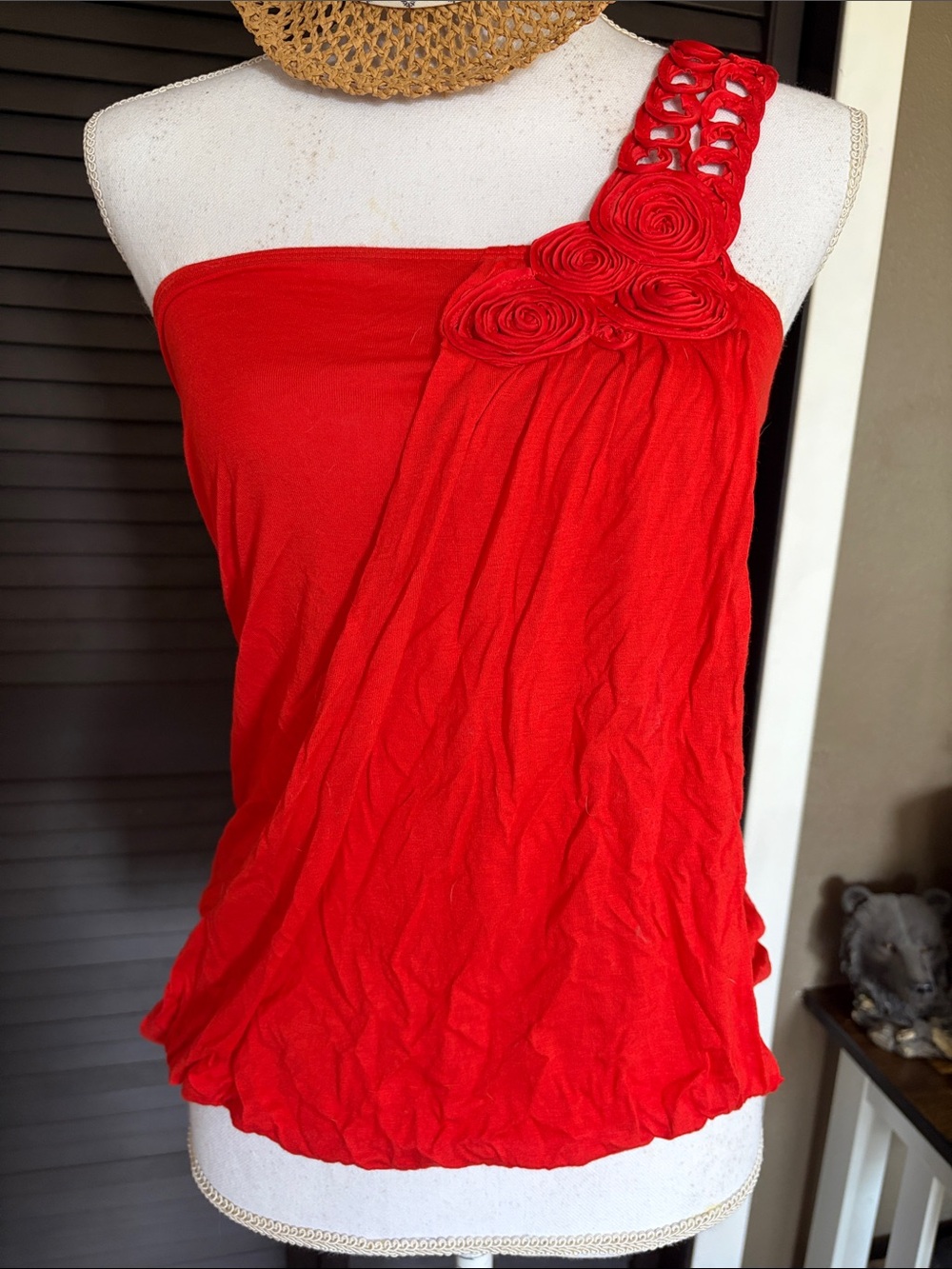 rue21 Red One-Shoulder Rosette Top